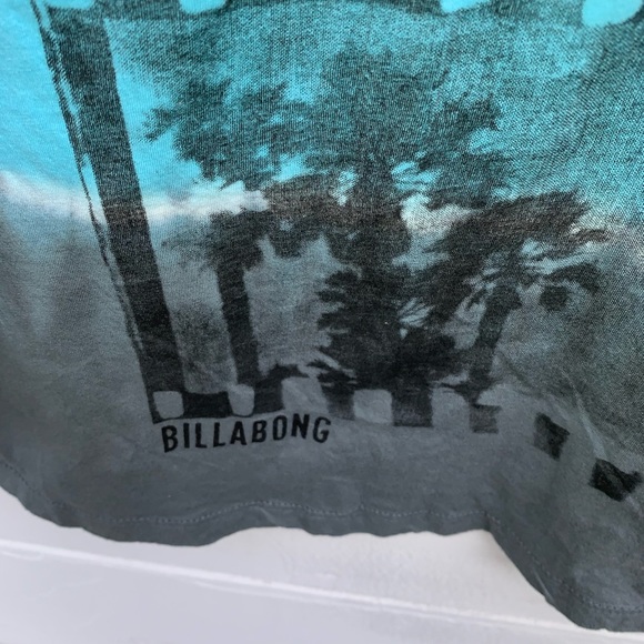 Billabong sleeveless Racer Back Tie Dye Tank - Picture 3 of 4